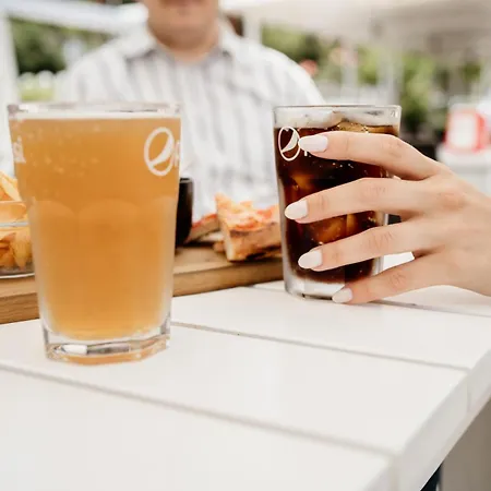 Tra Pescara E Montesilvano: Oasi Marina Montesilvano Marina