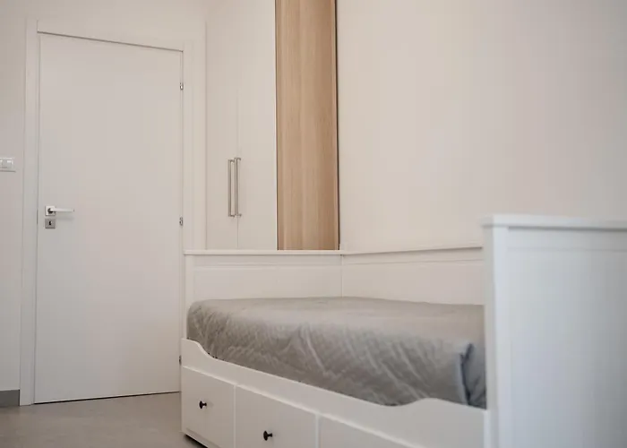 Tra Pescara E Montesilvano: Oasi Marina Apartment *